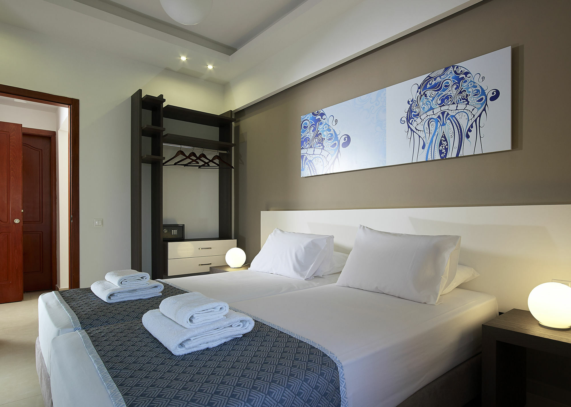 Coral Apartments Ierapetra  Exterior photo